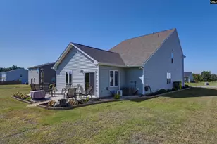 281 Burbage Ct, Hopkins, SC 29061 - Photo 2