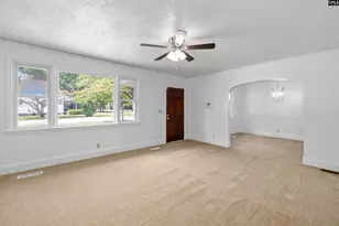 526 Mattison Ave, Sumter, SC 29150 - Photo 2