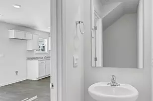 1319 Mosser Dr, Columbia, SC 29203 - Photo 16