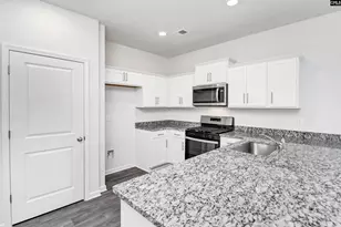 1331 Mosser Dr, Columbia, SC 29203 - Photo 8