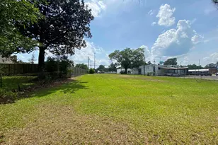 212 N Longstreet St, Kingstree, SC 29556 - Photo 1