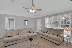 116 Harwood Dr, Hopkins, SC 29061 - Photo 6