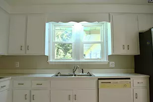 2015 Valley View Rd, West Columbia, SC 29172 - Photo 12