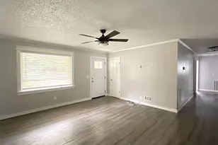 2032 Pinewood St, Cayce, SC 29033 - Photo 4