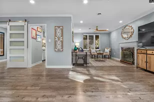 808 Buckingham Rd, Columbia, SC 29205 - Photo 2