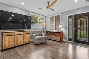 808 Buckingham Rd, Columbia, SC 29205 - Photo 4