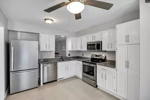 1 Gardenwood Ct, Columbia, SC 29209 - Photo 16