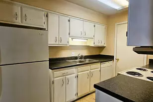 721 Deerwood Street G, Columbia, SC 29205 - Photo 12