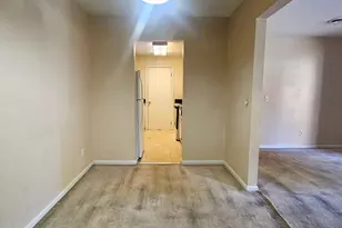 721 Deerwood Street G, Columbia, SC 29205 - Photo 8