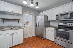 605 Laurel Hill Ln, Columbia, SC 29201 - Photo 12