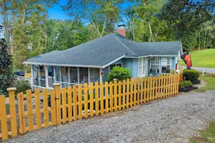 1008 Jones Rd, Irmo, SC 29063 - Photo 8