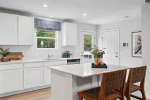 207 Barracks Rd, Columbia, SC 29229 - Photo 10