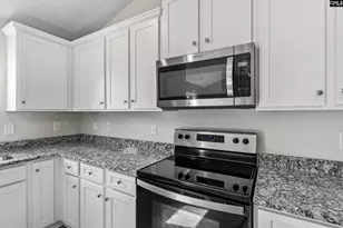 622 Calming Dusk Wy, Elgin, SC 29045 - Photo 6