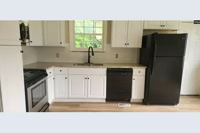 105 Tucker Mill Circle, Saint Matthews, SC 29135 - Photo 4