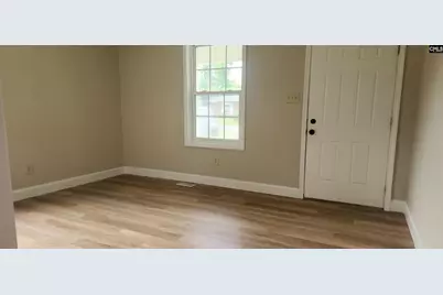 105 Tucker Mill Circle, Saint Matthews, SC 29135 - Photo 8