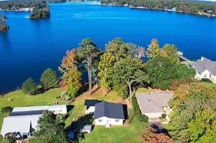 1091 Lake Dr, Leesville, SC 29070 - Photo 2