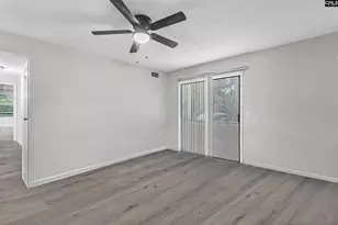 1401 Elmtree Rd, Columbia, SC 29209 - Photo 4