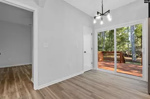 2904 S Partridge Cir, Hopkins, SC 29061 - Photo 6