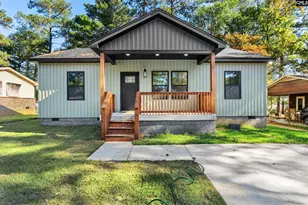 2904 S Partridge Cir, Hopkins, SC 29061 - Photo 1