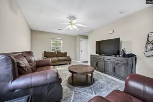 323 E Waverly Pl Ct, Columbia, SC 29229 - Photo 4