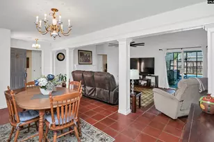 201 Twin Oaks Ln, Columbia, SC 29209 - Photo 12