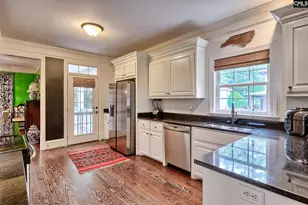 3924 Yale Ave, Columbia, SC 29205 - Photo 14