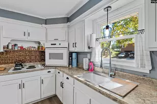 1500 Redwood Dr, West Columbia, SC 29169 - Photo 8