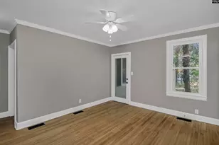 2728 Holt Dr, Columbia, SC 29205 - Photo 6