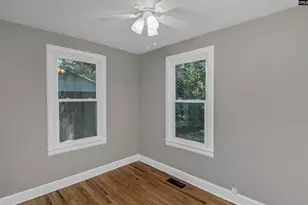 2728 Holt Dr, Columbia, SC 29205 - Photo 16