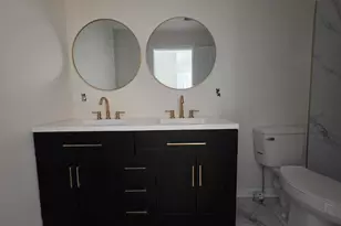 416 Thames St, Manning, SC 29102 - Photo 6