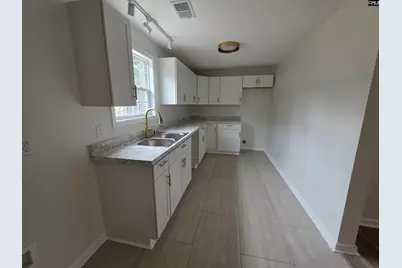 416 Thames Street, Manning, SC 29102 - Photo 30