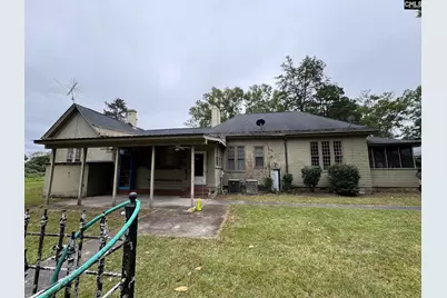 329 W Railroad Avenue, Batesburg, SC 29006 - Photo 2