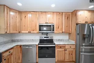 608 Academy St, Batesburg, SC 29006 - Photo 12