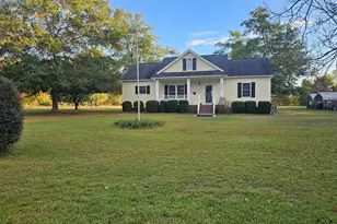 2933 Waters Road B, Bethune, SC 29009 - Photo 6