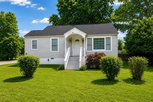 223 Caldwell St, Newberry, SC 29108 - Photo 1