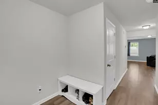 135 Savannah Wood Rd, Hopkins, SC 29061 - Photo 6