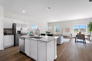 736 Gatestone Ln, Hopkins, SC 29061 - Photo 4