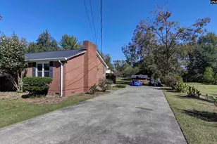 729 Magnolia St, Pelion, SC 29123 - Photo 12