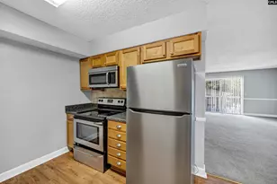 6530 Davidson Road C6, Columbia, SC 29209 - Photo 2