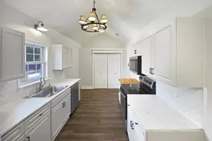 21 Twin Oaks Cir, Columbia, SC 29209 - Photo 14