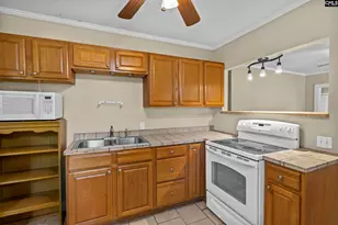 2729 Kingswood Dr, Columbia, SC 29205 - Photo 4