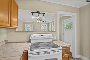 2729 Kingswood Dr, Columbia, SC 29205 - Photo 6