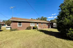 215 Mill St, Saint Matthews, SC 29135 - Photo 12