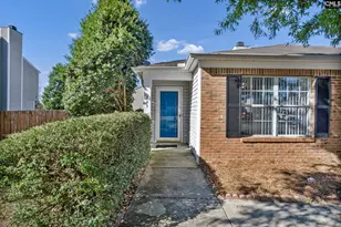303 Castle Ridge Dr, Columbia, SC 29229 - Photo 2