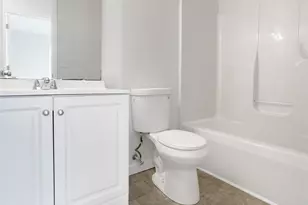 221 Salusbury Ln, Columbia, SC 29229 - Photo 16