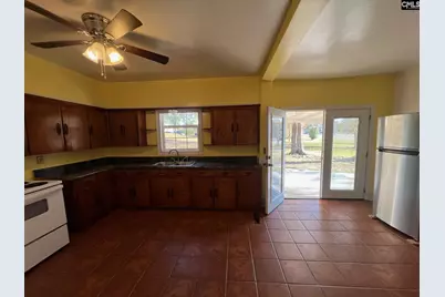 172 S Pine Street, Batesburg, SC 29006 - Photo 16