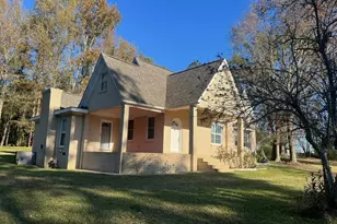 172 S Pine St, Batesburg, SC 29006 - Photo 2