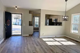 92 N Lake Pointe Dr, Columbia, SC 29229 - Photo 4