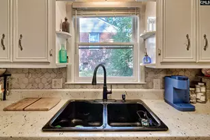 209 Vallejo Cir, Columbia, SC 29206 - Photo 16