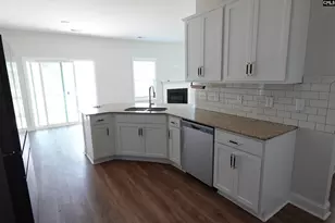 312 Savannah Wood Rd, Hopkins, SC 29061 - Photo 4